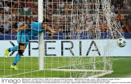 IPP20150916 Football - soccer: UEFA Champions League, AS Rom - Barcellona, il gol di Suarez Luis (Hinweis: Verwendung nur in Deutschland - only Germany) xHOCHxZWEIx xItalyxPhotoxPressx 