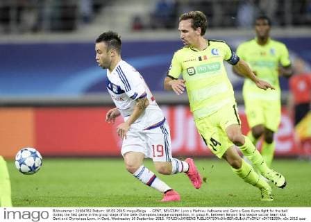 - GENT, BELGIUM: Lyon s Mathieu Valbuena and Gent s Sven Kums fight for the ball during the first game in the group stage of the Uefa Champions League competition, in group H, between Belgian first league soccer team KAA Gent and Olympique Lyon, in Gent, Wednesday 16 September 2015. YORICKxJANSENS x04701559x