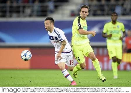 - GENT, BELGIUM: Lyon s Mathieu Valbuena and Gent s Sven Kums fight for the ball during the first game in the group stage of the Uefa Champions League competition, in group H, between Belgian first league soccer team KAA Gent and Olympique Lyon, in Gent, Wednesday 16 September 2015. YORICKxJANSENS x04701560x