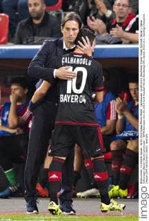 Leverkusen, 16.09.2015, BayArena Trainer Roger Schmidt (Bayer), Hakan Calhanoglu (Bayer) Bayer Leverkusen - BATE Baryssau mm