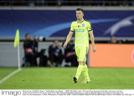 - GENT, BELGIUM: Gent s Thomas Foket leaves the field after receiving a red card during the first game in the group stage of the Uefa Champions League competition, in group H, between Belgian first league soccer team KAA Gent and Olympique Lyon, in Gent, Wednesday 16 September 2015. YORICKxJANSENS  x04701636x