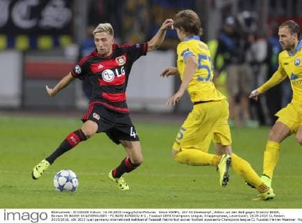 Kevin KAMPL, LEV 44 Zweikampf , Aktion um den Ball gegen Dimitriy BAGA, Borisov 55 BAYER 04 LEVERKUSEN - FC BATE BORISOV 4-1 , Fussball UEFA Champions League, Gruppenphase, Leverkusen, 16.09.2015 CL Saison 2015 2016,