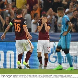 (150917) -- ROME, Sept. 16, 2015 -- AS Roma s Alessandro Florenzi (C) celebrates after scoring during their Champions League Group E stage match against Barcelona at the Olympic stadium in Rome, Italy, Sept. 16, 2015. The match tied 1-1. ) (SP)ITALY-ROME-SOCCER-UEFA CHAMPIONS LEAGUE-ROMA VS BARCELONA AlbertoxLingria 
