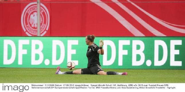 Spagat Almuth Schult (VfL Wolfsburg, GER)