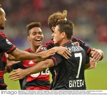 16.09.2015, Fussball Championsleague 2015 2016, Vorrunde, 1.Spieltag, Bayer Leverkusen - BATE Baryssau, in der BayArena Leverkusen. Admir Mehmedi (Leverkusen) jubelt mit Chicharito Javier Hernandez (Leverkusen) 