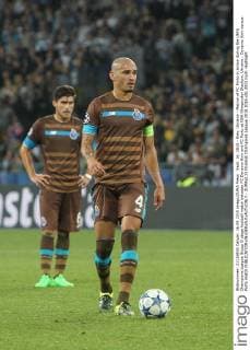Sept. 16, 2015 - Kiev, Ukraine - Maicon of FC Porto in action during the UEFA Champions League Group G stage football match between FC Dynamo Kyiv and FC Porto at NSK Olimpiyskyi Stadium. Ukraine : Dynamo Kyiv versus Porto match - ZUMAp133