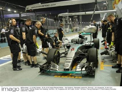 Nico Rosberg; Mercedes Grand Prix, formula 1 GP, Singapore, 18.09.2015 Photo:mspb Thomas Melzer Nico Rosberg; formula 1 GP, Singapore