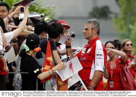 Motorsports: FIA Formula One World Championship WM Weltmeisterschaft 2015, Grand Prix of Singapore, Maurizio Arrivabene (ITA, Scuderia Ferrari), xHOCHxZWEIx