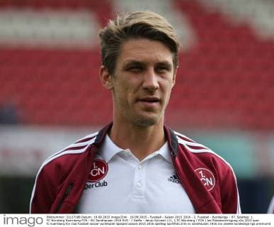 19.09.2015 - Fussball - Saison 2015 2016 - 2. Fussball - Bundesliga - 07. Spieltag: 1. FC Nürnberg Nuernberg FCN - SV Sandhausen 1916 SVS - DaMa - Jakub Sylvestr (11, 1.FC Nürnberg FCN ) bei Platzbesichtigung