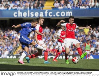 19.09.2015. London, England. Barclays Premier League. Chelsea versus Arsenal. Chelsea s Eden Hazard has an effort which goes narrowly wide. xNigelxCookex  ActionPlus11661829