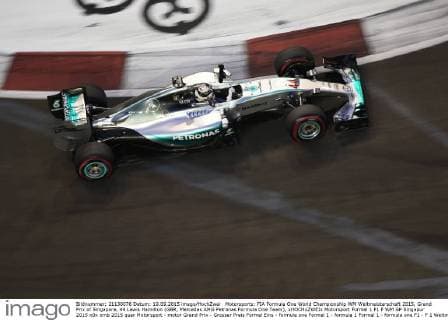 Motorsports: FIA Formula One World Championship WM Weltmeisterschaft 2015, Grand Prix of Singapore, 44 Lewis Hamilton (GBR, Mercedes AMG Petronas Formula One Team), xHOCHxZWEIx