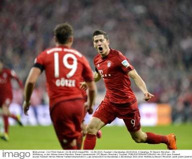22.09.2015, Fussball 1.Bundesliga 2015 2016, 6.Spieltag, FC Bayern München - VfL Wolfsburg, in der Allianz-Arena München. Robert Lewandowski (FC Bayern München) Torjubel. 