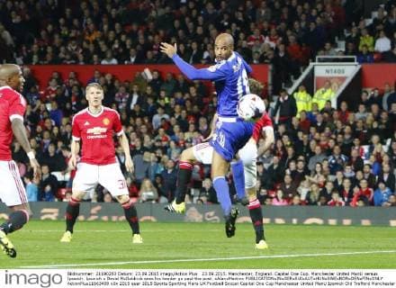 23.09.2015. Manchester, England. Capital One Cup. Manchester United ManU versus Ipswich. Ipswich s David McGoldrick sees his header go past the post. xAlanxMartinx  ActionPlus11663499