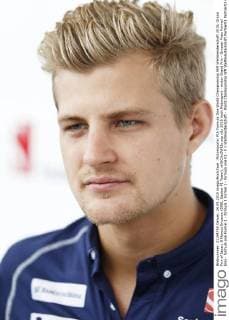 Motorsports: FIA Formula One World Championship WM Weltmeisterschaft 2015, Grand Prix of Japan, 9 Marcus Ericsson (SWE, Sauber F1 Team), xHOCHxZWEIx