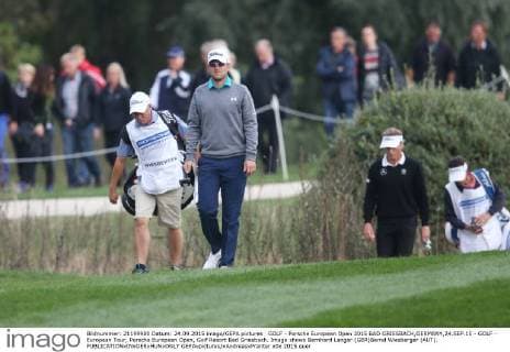 GOLF - Porsche European Open 2015 BAD GRIESBACH,GERMANY,24.SEP.15 - GOLF - European Tour, Porsche European Open, Golf Resort Bad Griesbach. Image shows Bernhard Langer (GER)Bernd Wiesberger (AUT). GEPAxpictures xAndreasxPranter