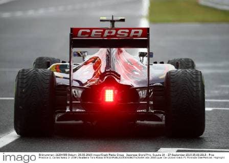 Japanese Grand Prix, Suzuka 24 - 27 September 2015 25.09.2015 - Free Practice 2, Carlos Sainz Jr (ESP) Scuderia Toro Rosso STR10 