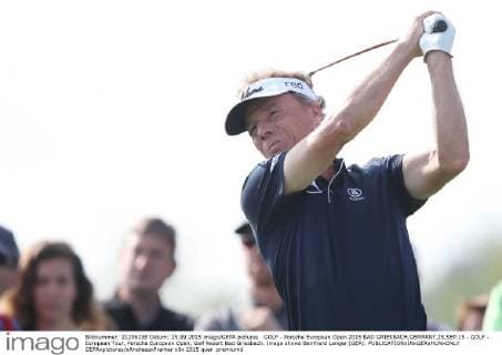 GOLF - Porsche European Open 2015 BAD GRIESBACH,GERMANY,25.SEP.15 - GOLF - European Tour, Porsche European Open, Golf Resort Bad Griesbach. Image shows Bernhard Langer (GER). GEPAxpictures xAndreasxPranter