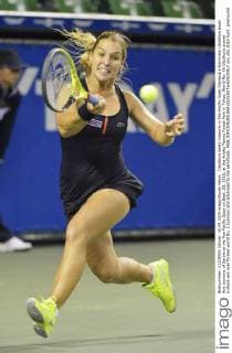 Cibulkova beats Ivanovic in Pan Pacific Open Slovakia s Dominika Cibulkova plays Ana Ivanovic of Serbia at the Pan Pacific Open on Sept. 25, 2015, at the Ariake Tennis Forest Park in Tokyo. World No. 48 Cibulkova scored a shock win over former world No. 1 Ivanovic and advanced to the semifinals. 