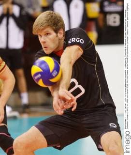 Ludwigsburg , Volleyball 4- Nationen Turnier Deutschland vs. Frankreich , Sebastian Schwarz ( GER )
