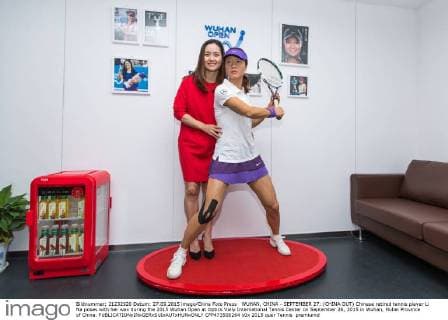 WUHAN, CHINA - SEPTEMBER 27: (CHINA OUT) Chinese retired tennis player Li Na poses with her wax during the 2015 Wuhan Open at Optics Vally International Tennis Center on September 26, 2015 in Wuhan, Hubei Province of China.  CFP473508264 