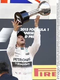 Motorsports: FIA Formula One World Championship WM Weltmeisterschaft 2015, Grand Prix of Japan, 44 Lewis Hamilton (GBR, Mercedes AMG Petronas Formula One Team), xHOCHxZWEIx