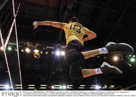 27.09.2015, MHP Arena, Ludwigsburg Volleyball, 4-Nationen-Turnier, Deutschland vs. Serbien Angriff Michael Andrei ( 18 GER)