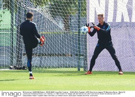 28.09.2015, Fussball, UEFA Champions League FC Barcelona Barca - Bayer 04 Leverkusen Pressekonferenz und Training, v.l. Marc-Andre Ter Stegen (FC Barcelona)