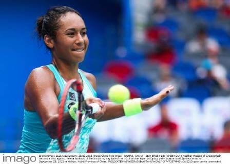 WUHAN, CHINA - SEPTEMBER 28: (CHINA OUT) Heather Watson of Great Britain returns a shot against Jelena Jankovic of Serbia during day two of the 2015 Wuhan Open at Optics Vally International Tennis Center on September 28, 2015 in Wuhan, Hubei Province of China.  CFP473574045 
