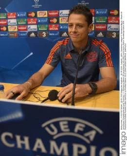 28.09.2015, Fussball, UEFA Champions League FC Barcelona Barca - Bayer 04 Leverkusen Pressekonferenz und Training, v.l. Chicharito (Bayer 04 Leverkusen)