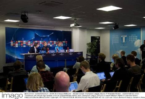 Aktuell Fußball, Champions League, Malmö FF Pressekonferenz , 150929 Malmös Anton Tinnerholm och tränare Age Hareide under en presskonferens before UEFA Champions League 2015 2016 match between Malmö FF and Real Madrid.  Copyright: PETTERxARVIDSON BB150929PA053