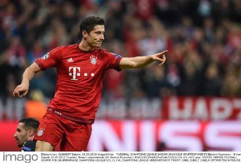 FUSSBALL CHAMPIONS LEAGUE SAISON 2014 2015 GRUPPENPHASE FC Bayern Muenchen - Dinamo Zagreb 29.09.2015 Torjubel: Robert Lewandowski (FC Bayern Muenchen) 
