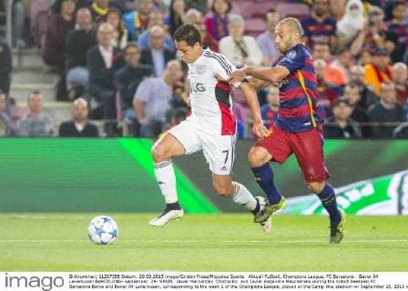 Aktuell Fußball, Champions League, FC Barcelona - Bayer 04 Leverkusen BARCELONA- september, 29- SPAIN: Javier Hernandez Chicharito and Javier Alejandro Mascherano during the match beetwen FC Barcelona Barca and Bayer 04 Leverkusen, corresponding to the week 2 of the Champions League, played at the Camp Nou stadium on September 29, 2015 in Barcelona, Spain. (Photo by Mikel Trigueros Urbanandsport Cordon Press) 