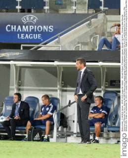 Aktuell Fußball, Champions League, Maccabi Tel Aviv - Dynamo Kiew Slaviöa Jokanovic of Maccabi Tel Aviv during the UEFA Chanmpions League group G match between Maccabi Tel-Aviv FC and Dynamo Kyiv at the Sammy Ofer Stadium Hifa- Israel on September 29, 2015 nir keidar 