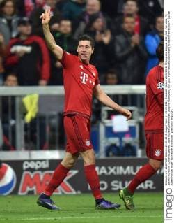 29.09.2015, Fussball, Saison 2015 2016, Champions League, 2015 16, Vorrunde, FC Bayern München - Dinamo Zagreb, Jubel Robert Lewandowski (Bayern Muenchen)
