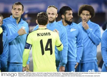 Kums Sven midfielder of KAA Gent and Nicolas Lombaerts of FC Zenit FOOTBALL : Zenith Saint Petersbourg vs La Gantoise - Ligue des Champions - 29 09 2015 Photonews Panoramic 
