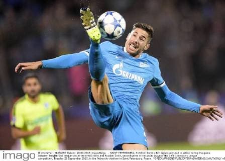- SAINT PETERSBURG, RUSSIA: Zenit s Javi Garcia pictured in action during the game between Belgian first league soccer team KAA Gent and Russian Zenit, second game in the group stage of the Uefa Champions League competition, Tuesday 29 September 2015, in the Petrovsky stadium in Saint Petersburg, Russia. YORICKxJANSENS  x04710684x