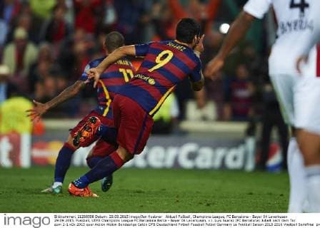 Aktuell Fußball, Champions League, FC Barcelona - Bayer 04 Leverkusen 29.09.2015, Fussball, UEFA Champions League FC Barcelona Barca - Bayer 04 Leverkusen, v.l. Luis Suarez (FC Barcelona) Jubelt nach dem Tor zum 2-1