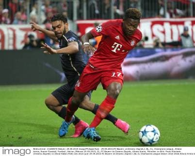 29.09.2015,FC Bayern vs Dinamo Zagreb,1.BL, CL, Champions League, Allianz Arena, Soccer Fussball, Football, Herren, Männer 29.09.2015, CL, FC Bayern vs Dinamo Zagreb, Allianz Arena, München im Bild: Paulo Machado (Dinamo Zagreb) vs David Alaba (FCB)