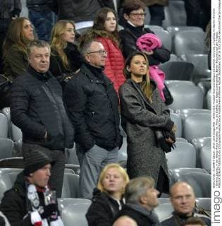 29.09.2015, Fussball Championsleague 2015 2016, Vorrunde, 2.Spieltag, FC Bayern München - Dinamo Zagreb, in der Allianz-Arena München. re: Anna, die Ehefrau von Robert Lewandowski (Bayern München) auf der Tribüne. 