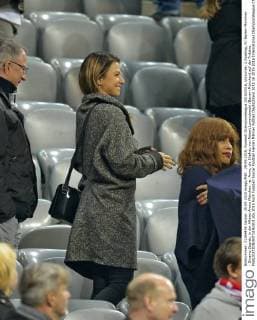 29.09.2015, Fussball Championsleague 2015 2016, Vorrunde, 2.Spieltag, FC Bayern München - Dinamo Zagreb, in der Allianz-Arena München. re: Anna, die Ehefrau von Robert Lewandowski (Bayern München) auf der Tribüne. 