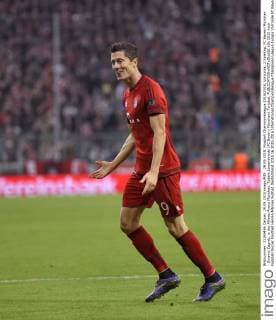 29.09.2015, Fussball Championsleague 2015 2016, Vorrunde, 2.Spieltag, FC Bayern München - Dinamo Zagreb, in der Allianz-Arena München. Robert Lewandowski (FC Bayern München) Torjubel. 