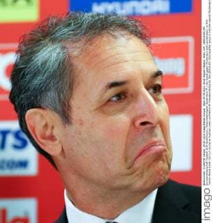 Wien 29.09.2015, Ernst Happel Stadion, Wien, AUT, UEFA EURO EM Europameisterschaft Fussball 2016 Qualifikation, Kaderbekanntgabe Oesterreich fÂ¸r die Spiele gegen Montenegro und Liechtenstein, im Bild Trainer Marcel Koller (AUT) during an Austrian press conference PK Pressekonferenz for the UEFA EURO 2016 qualifier group G matches against Montenegro and Liechtenstein at the Ernst Happel Stadion, Vienna, Austria on 2015 09 29.  EP_puc  