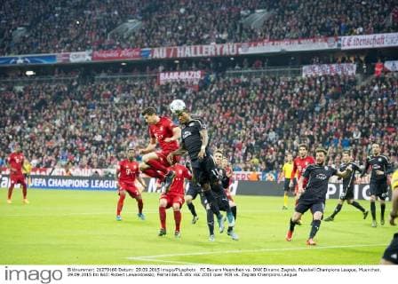 FC Bayern Muenchen vs. DNK Dinamo Zagreb, Fussball Champions League, Muenchen. 29.09.2015 Im Bild: Robert Lewandowski, Fernandes Â