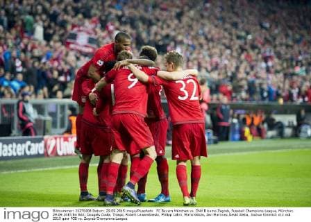 FC Bayern München vs. DNK Dinamo Zagreb, Fussball Champions League, München. 29.09.2015 Im Bild: Dougals Costa, Thiago, Robert Lewandowski, Philipp Lahm, Mario Götze, Javi Martinez,David Alaba, Joshua Kimmich