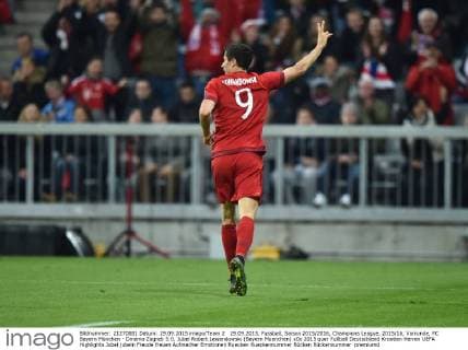 29.09.2015, Fussball, Saison 2015 2016, Champions League, 2015 16, Vorrunde, FC Bayern München - Dinamo Zagreb 5:0, Jubel Robert Lewandowski (Bayern Muenchen)