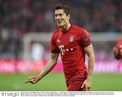 29.09.2015, Fussball, Saison 2015 2016, Champions League, 2015 16, Vorrunde, FC Bayern München - Dinamo Zagreb 5:0, Jubel Robert Lewandowski (Bayern Muenchen) nach dem 5:0