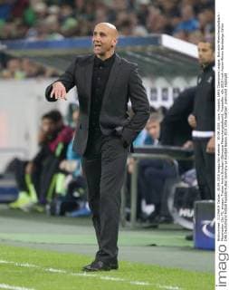 30.09.2015, xovx, Fussball, UEFA Champions League, Borussia Moenchengladbach - Manchester City FC, emspor, Trainer Andre Schubert (Borussia Moenchengladbach), Freisteller.