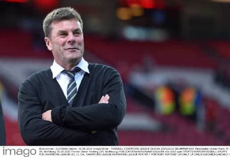 FUSSBALL CHAMPIONS LEAGUE SAISON 2015 2016 GRUPPENPHASE Manchester United ManU FC - VfL Wolfsburg 30.09.2015 Trainer Dieter Hecking (VfL Wolfsburg) 