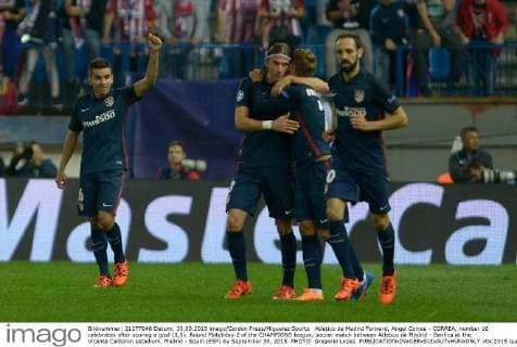 Atletico de Madrid Forward, Angel Correa - CORREA, number 16 celebrates after scoring a goal (1,0). Round Matchday 2 of the CHAMPIONS league, soccer match between Atletico de Madrid - Benfica at the Vicente Calderon estadium, Madrid - Spain (ESP) by September 30, 2015. PHOTO: Gregorio Lopez. 