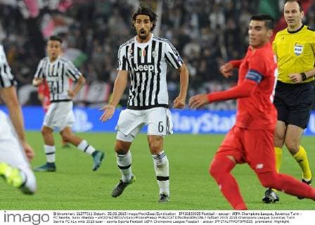 IPP20150930 Football - soccer: UEFA Champions League, Juventus Turin - FC Sevilla, Sami Khedira - xHOCHxZWEIx xItalyxPhotoxPressx 